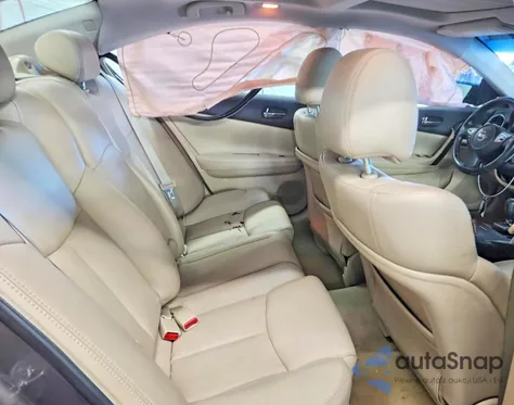 2012 Nissan Maxima 3.5 S z USA, uszkodzony, nr VIN 1N4AA5AP1CC817609